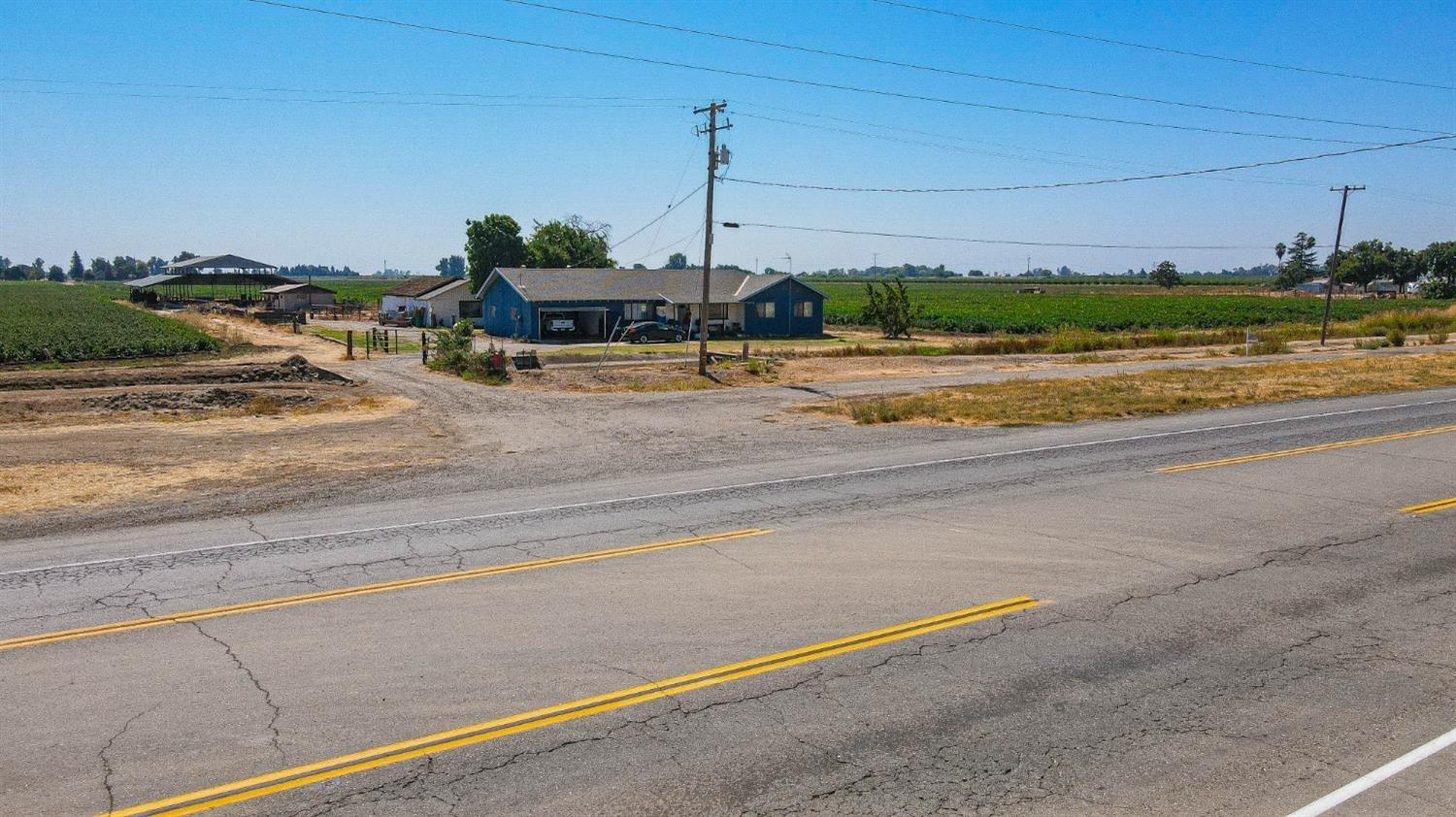 2246 E Mission Ave, Merced, CA 95341