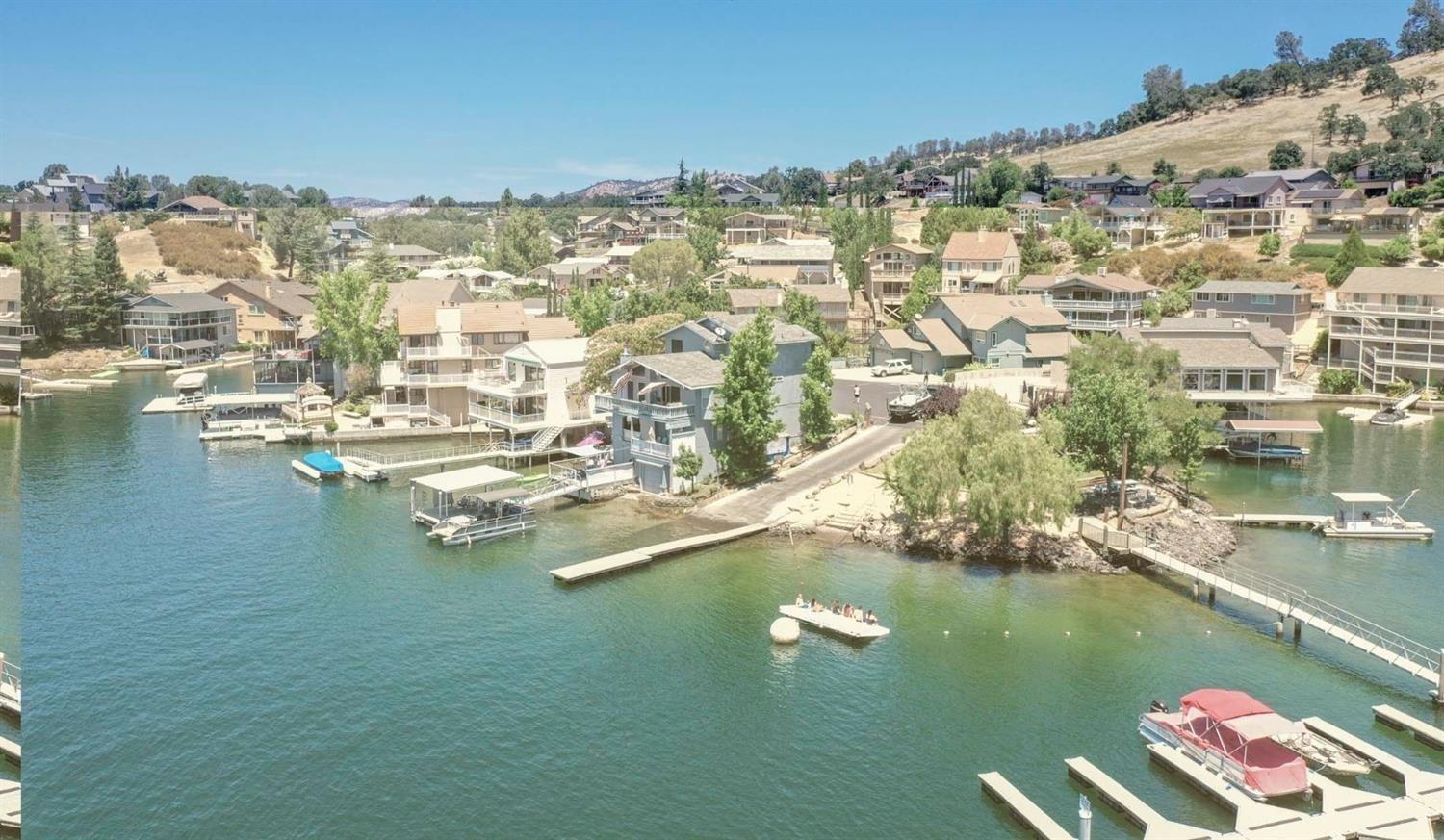 271 Duchess Dr, Copperopolis, CA 95228