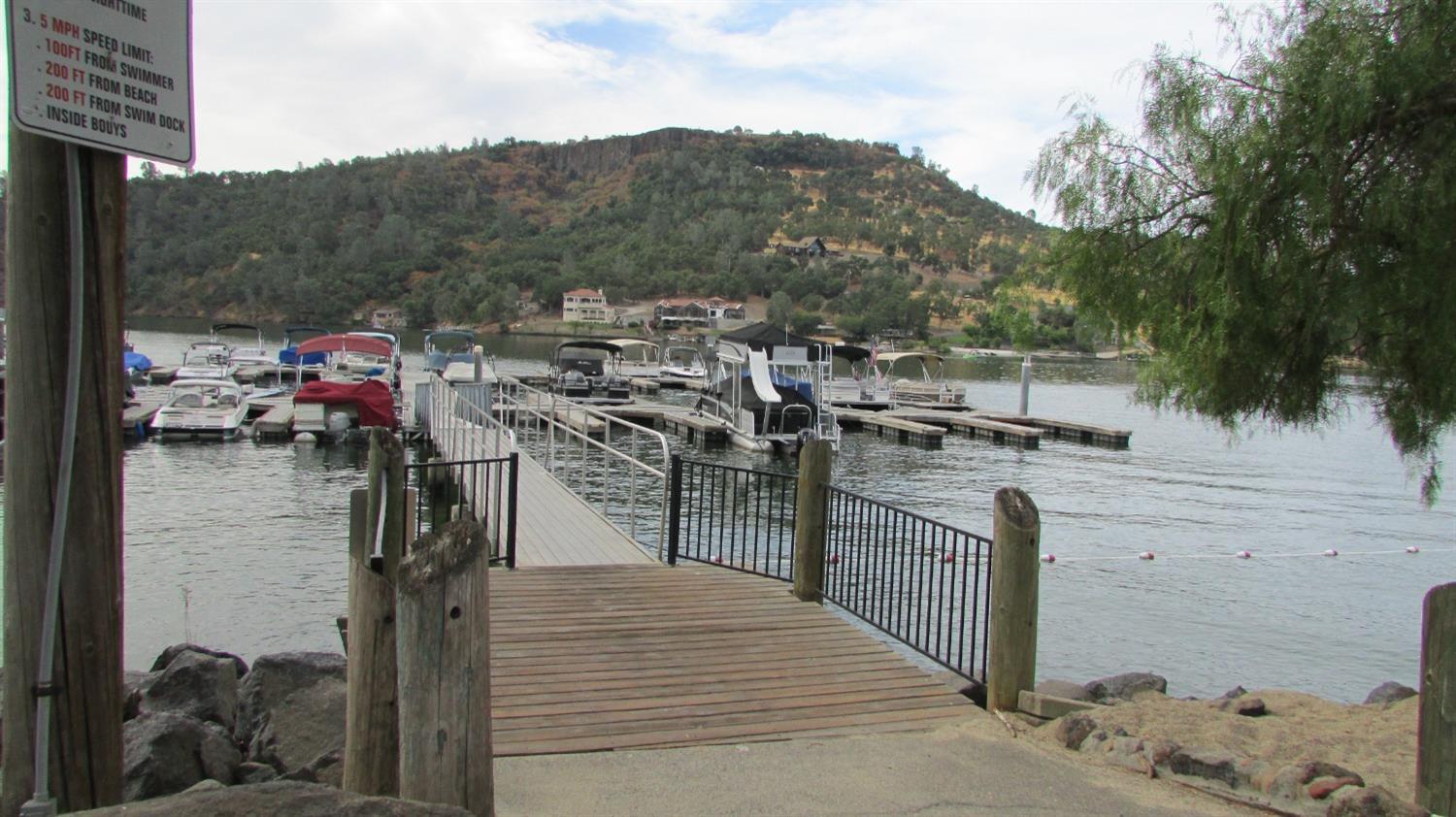 271 Duchess Dr, Copperopolis, CA 95228