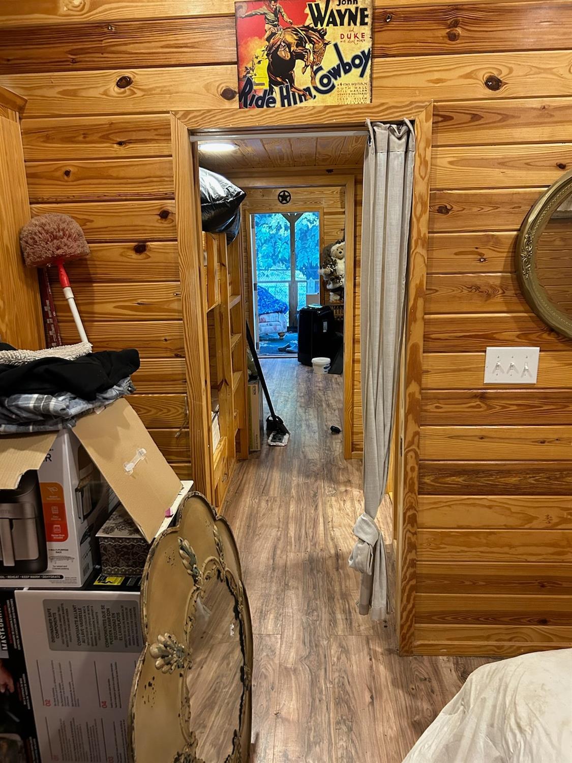 22742 E Yosemite Blvd #5, Waterford, CA 95386