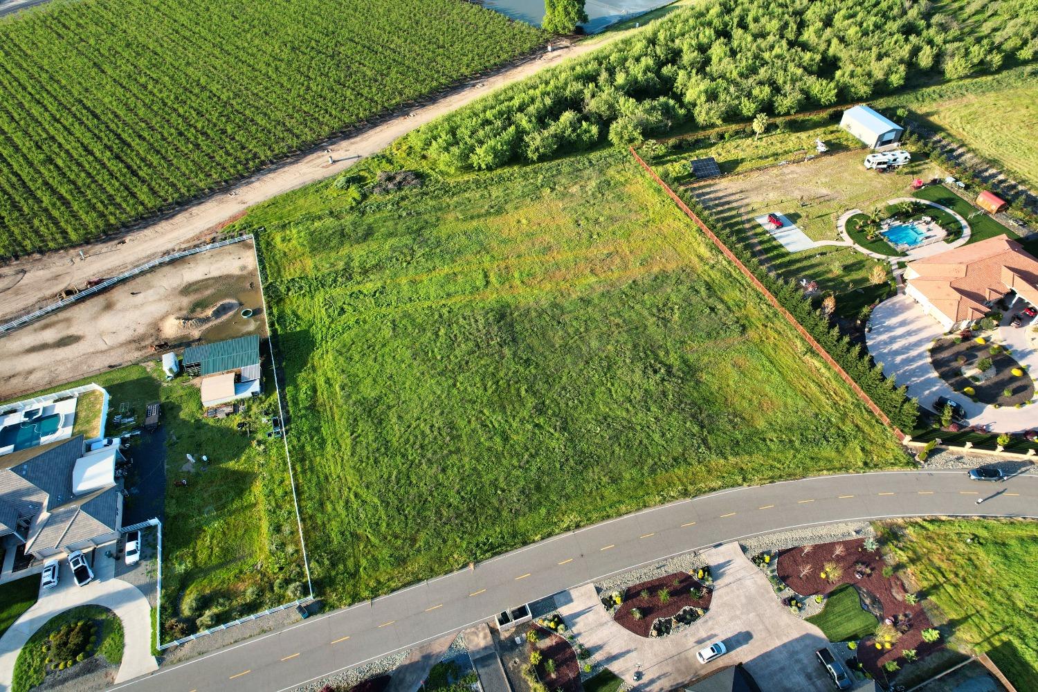 0 Marquette Ln, Oakdale, CA 95361