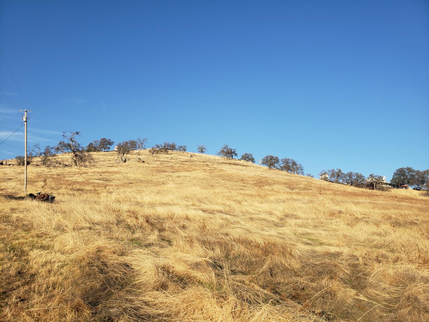 2417 Adelfa St, La Grange, CA 95329