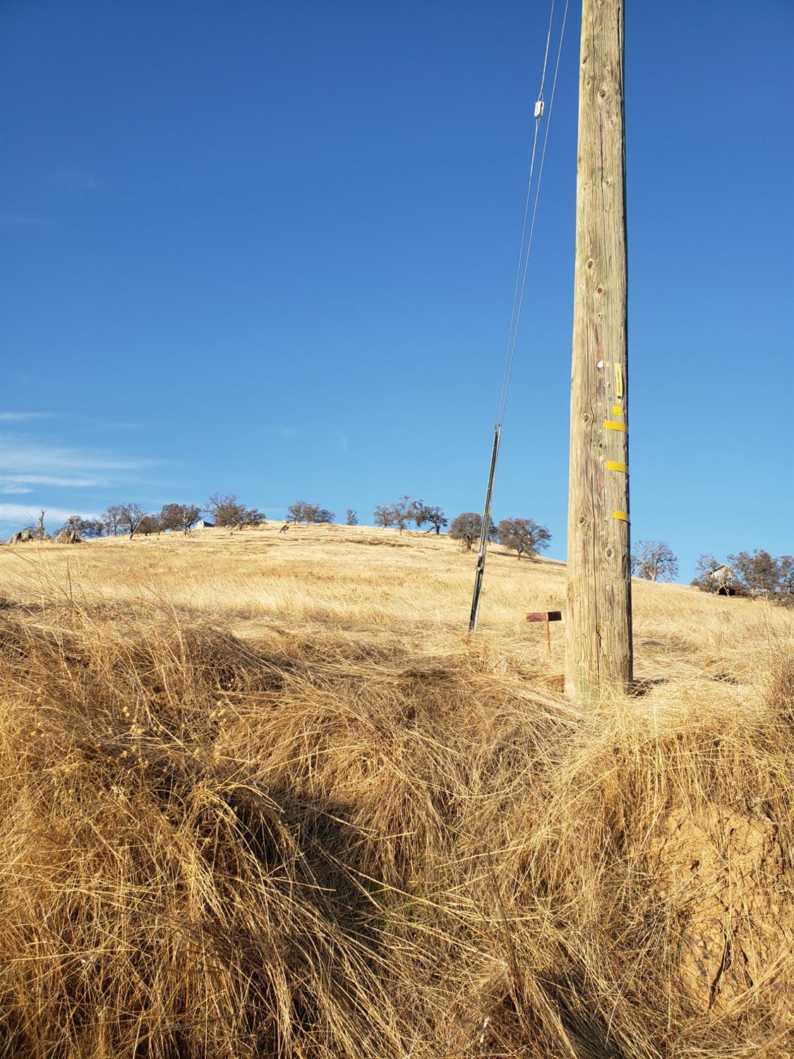 2417 Adelfa St, La Grange, CA 95329