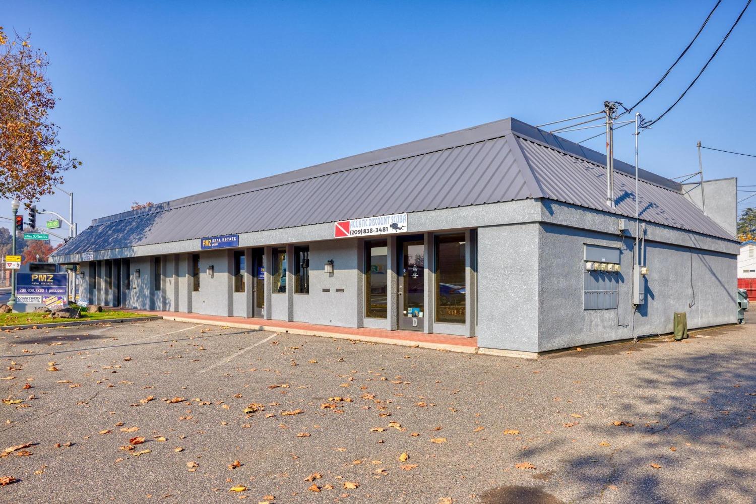 1410 California St #C, Escalon, CA 95320