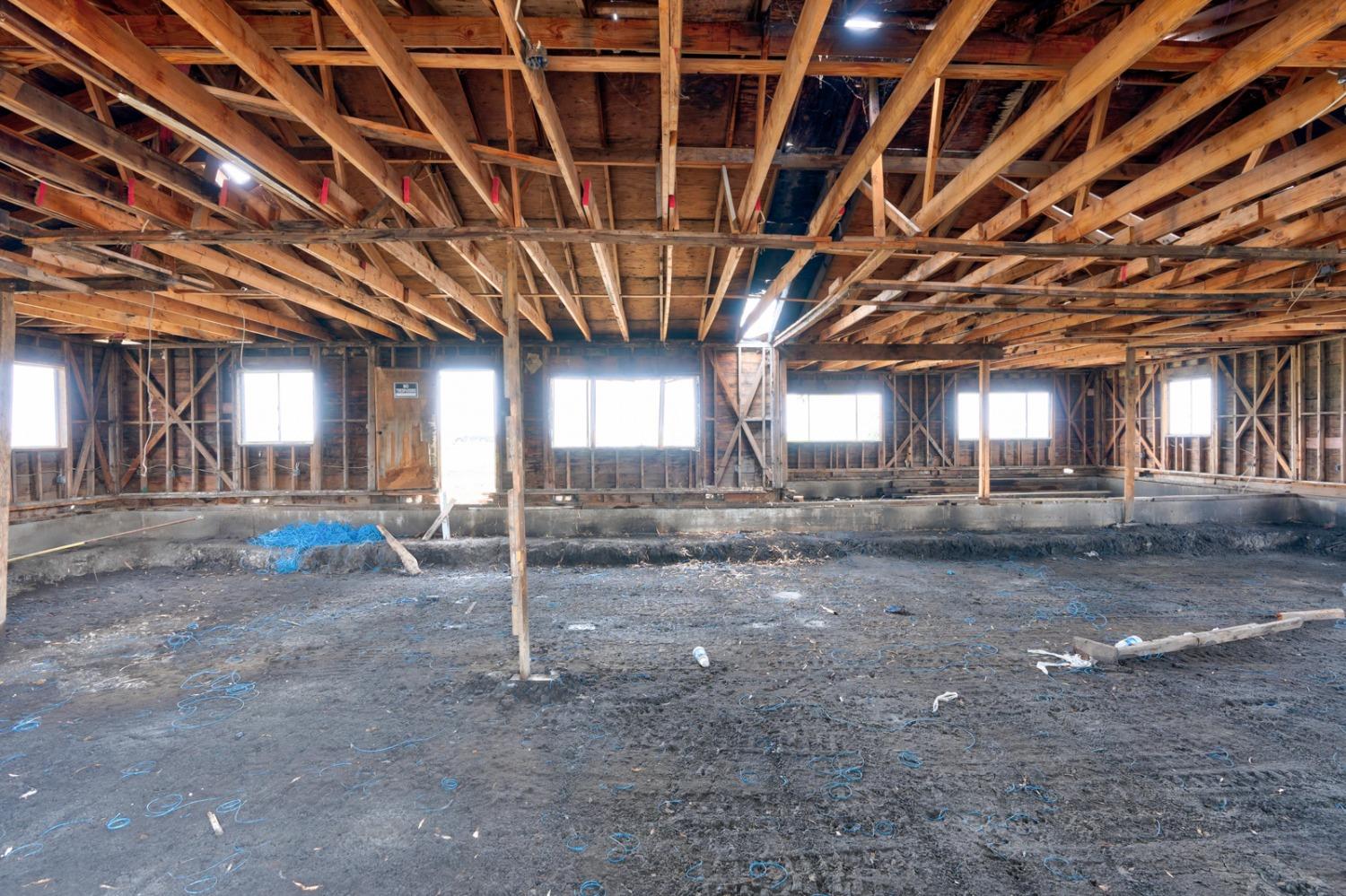 21188 Elgin Ave, Dos Palos, CA 93620