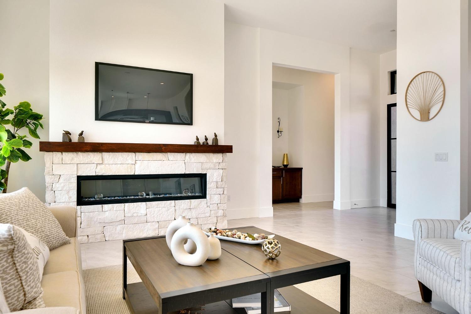 111 Quail Covey Ct, Copperopolis, CA 95228