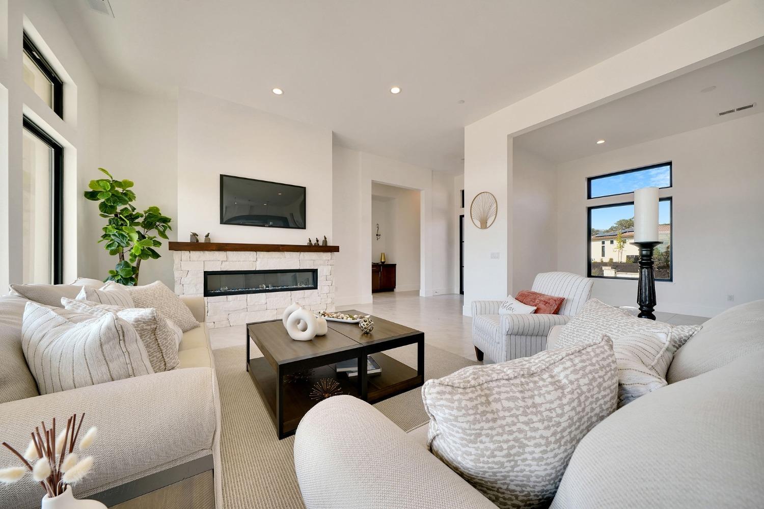 111 Quail Covey Ct, Copperopolis, CA 95228