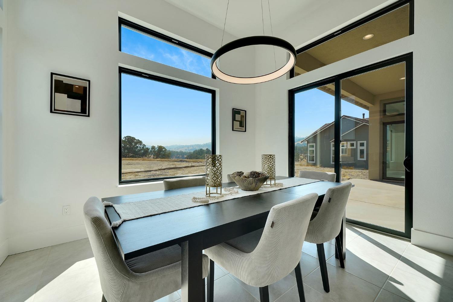 111 Quail Covey Ct, Copperopolis, CA 95228