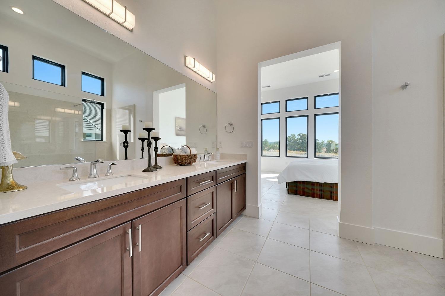 111 Quail Covey Ct, Copperopolis, CA 95228