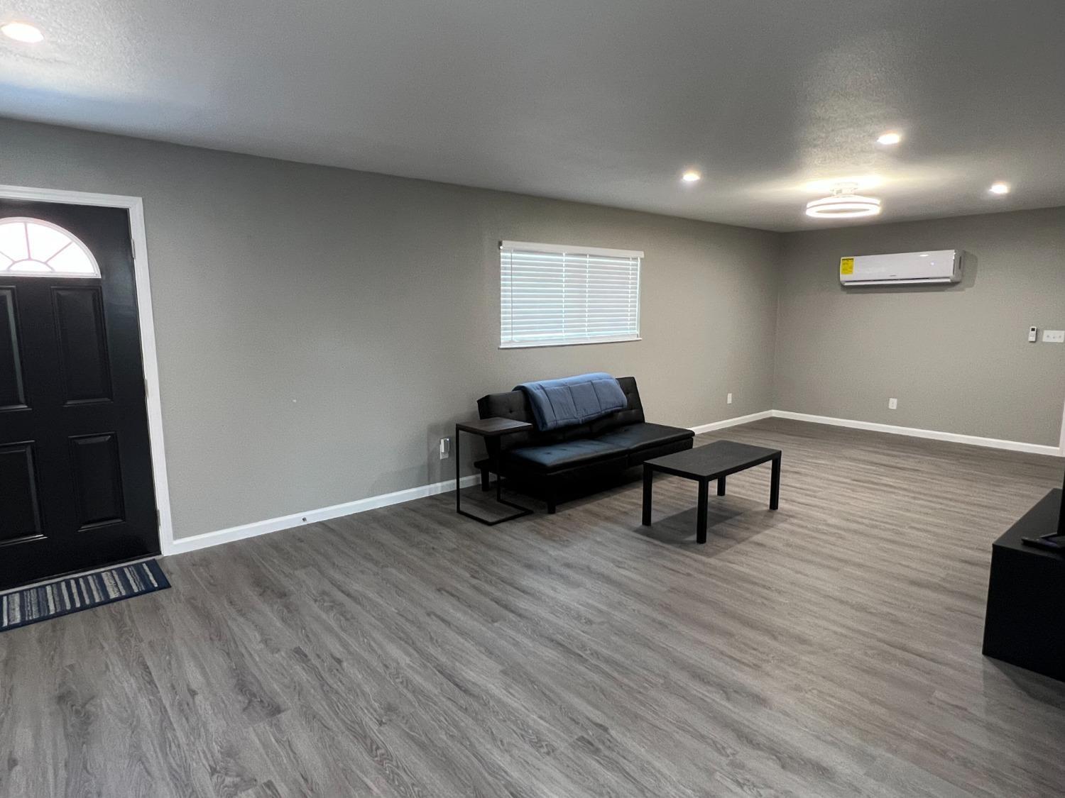 7490 Lander Ave, Hilmar, CA 95324