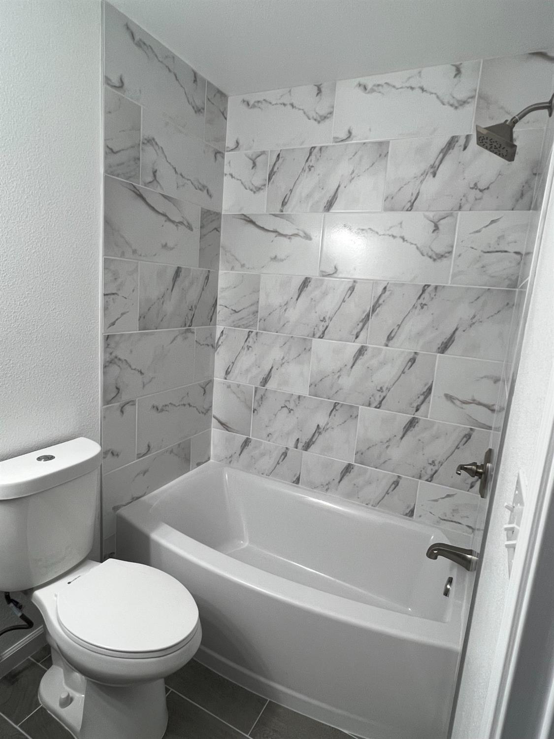 7490 Lander Ave, Hilmar, CA 95324