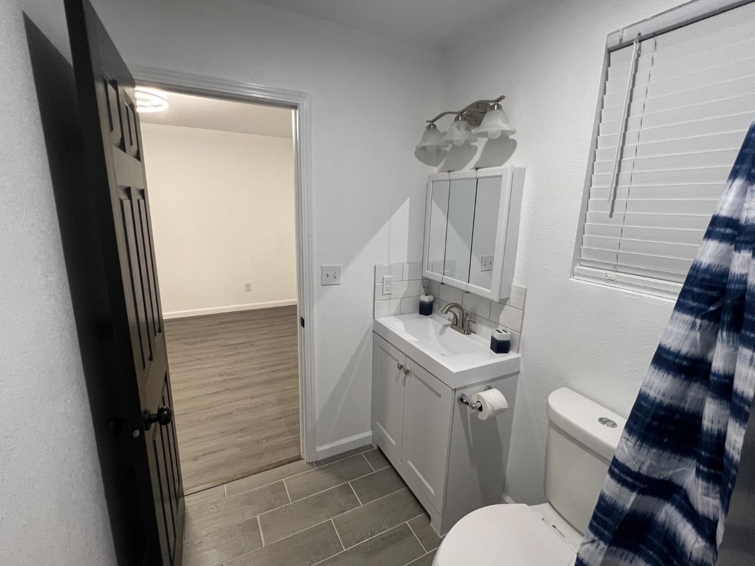 7490 Lander Ave, Hilmar, CA 95324