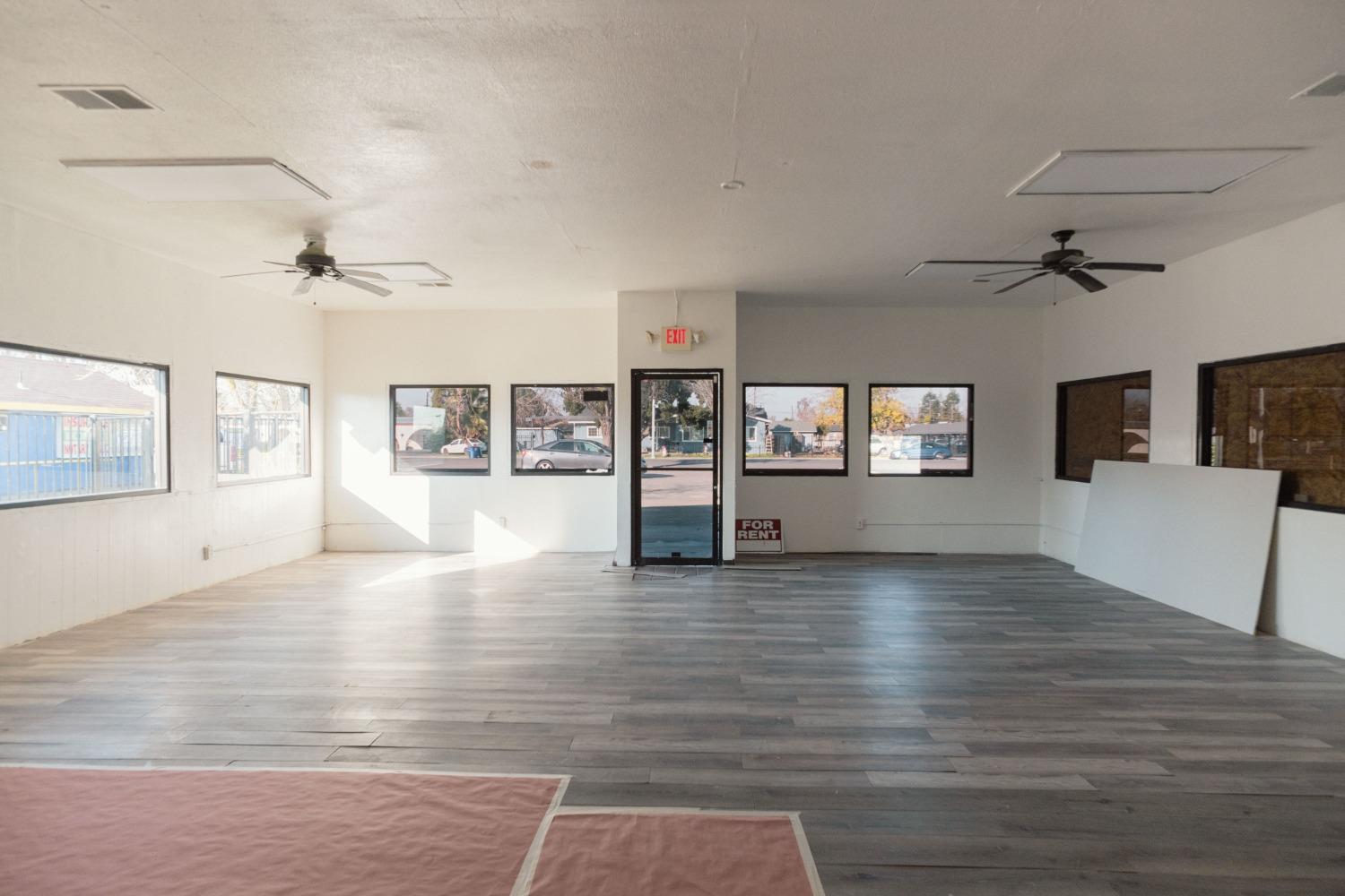 2317 Blossom St, Dos Palos, CA 93620