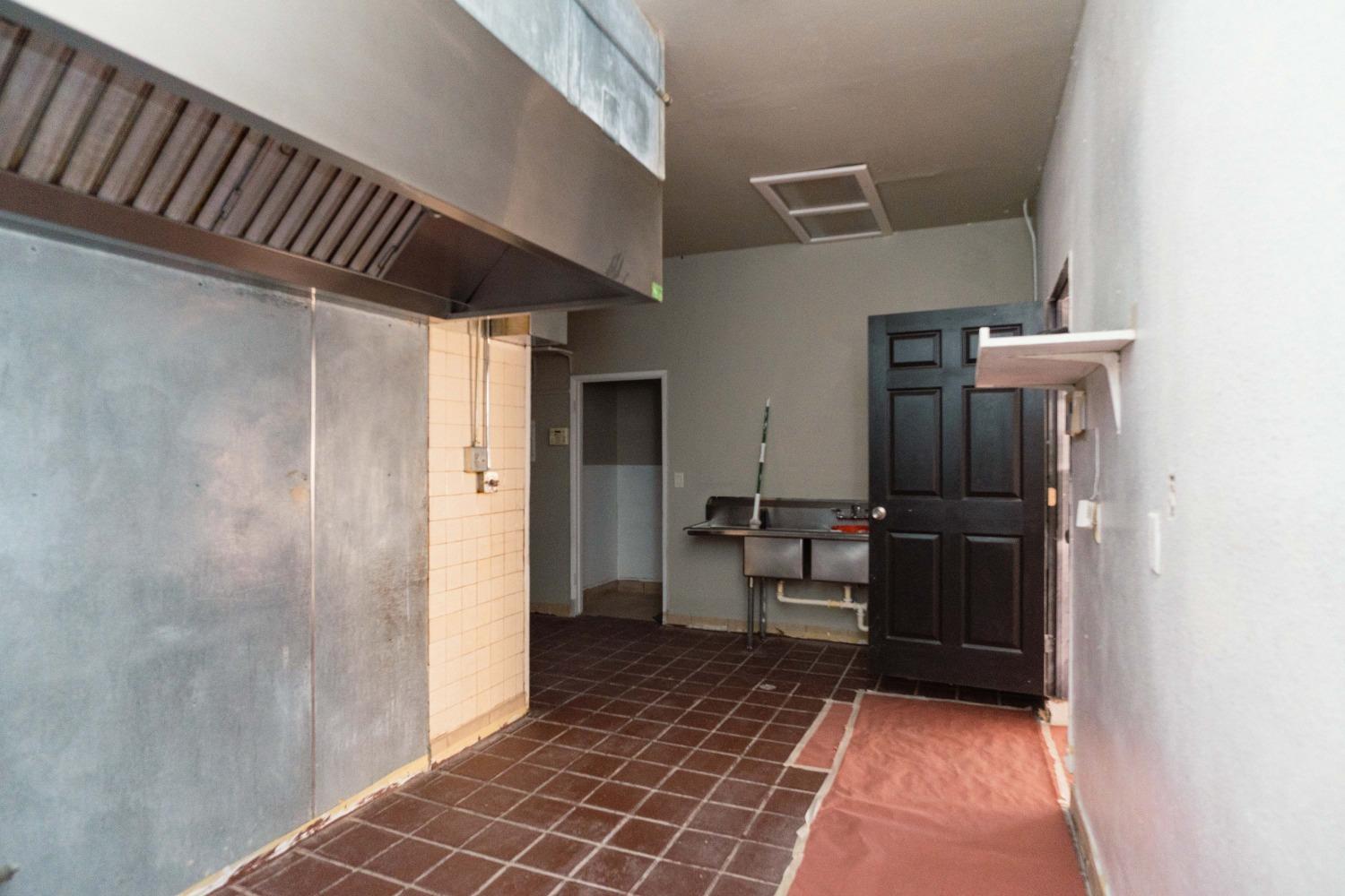 2317 Blossom St, Dos Palos, CA 93620