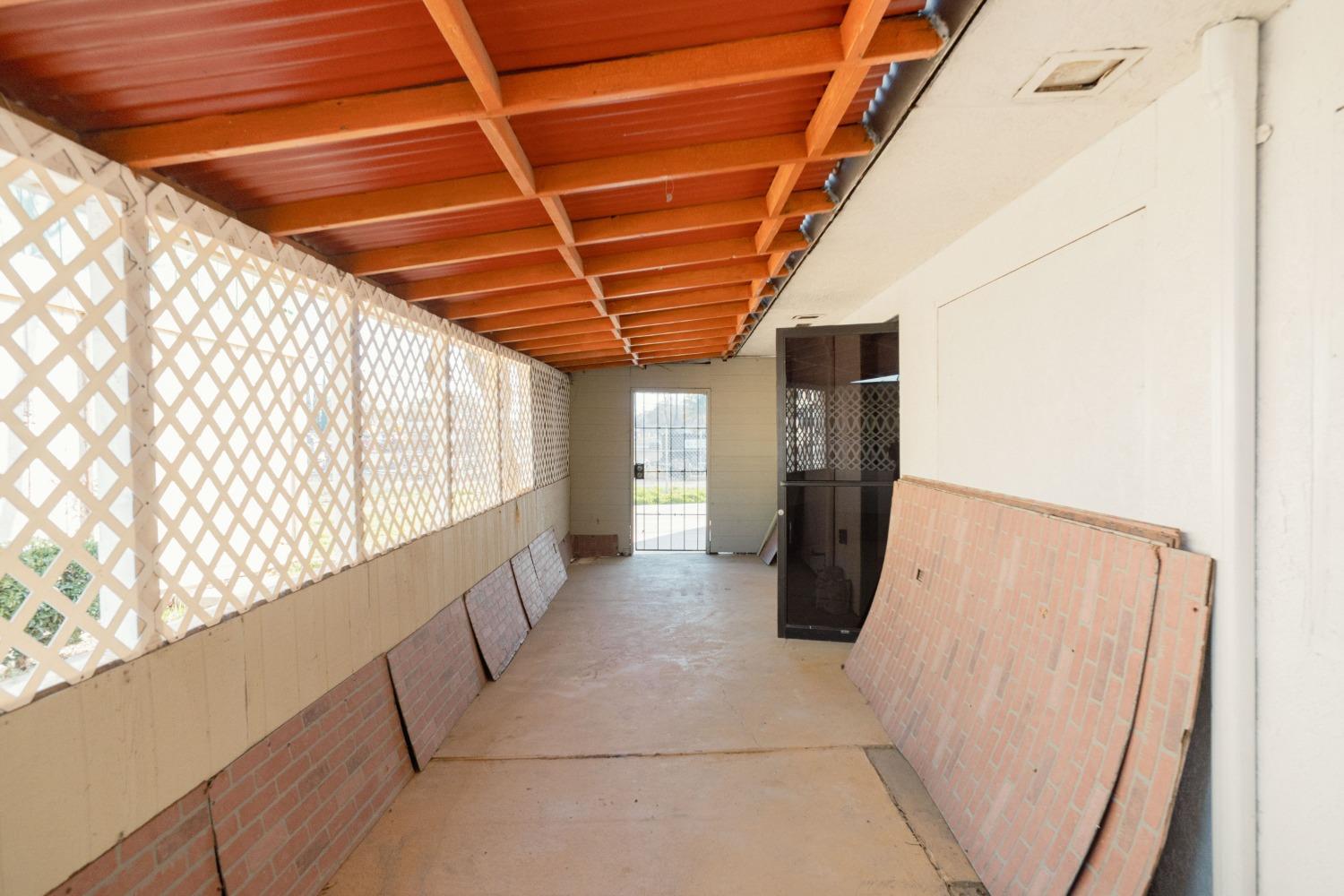 2317 Blossom St, Dos Palos, CA 93620