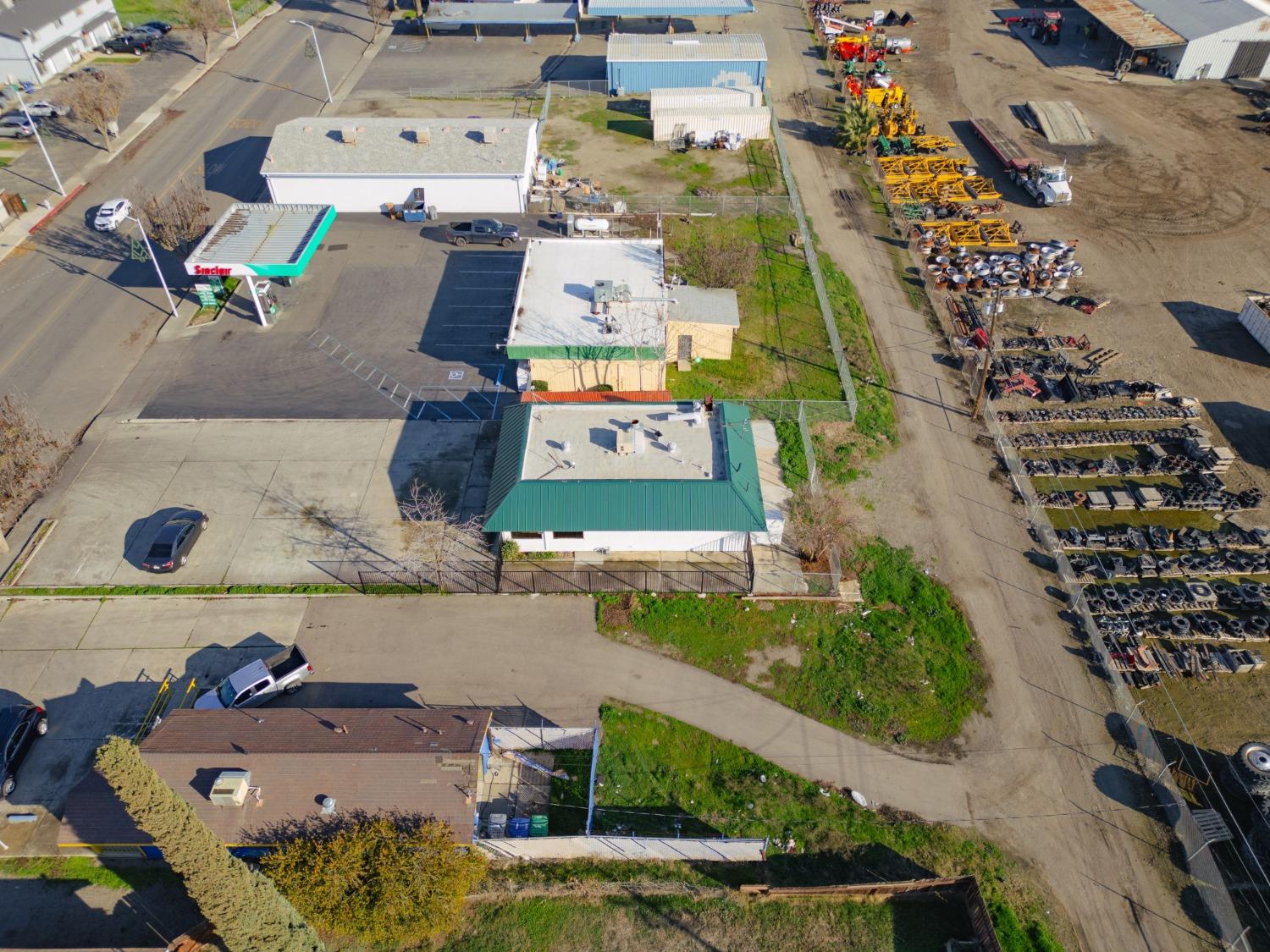 2317 Blossom St, Dos Palos, CA 93620