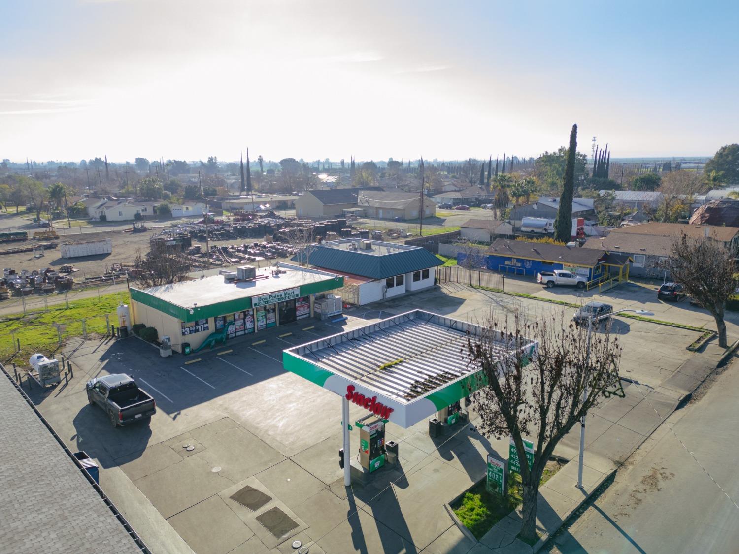 2317 Blossom St, Dos Palos, CA 93620