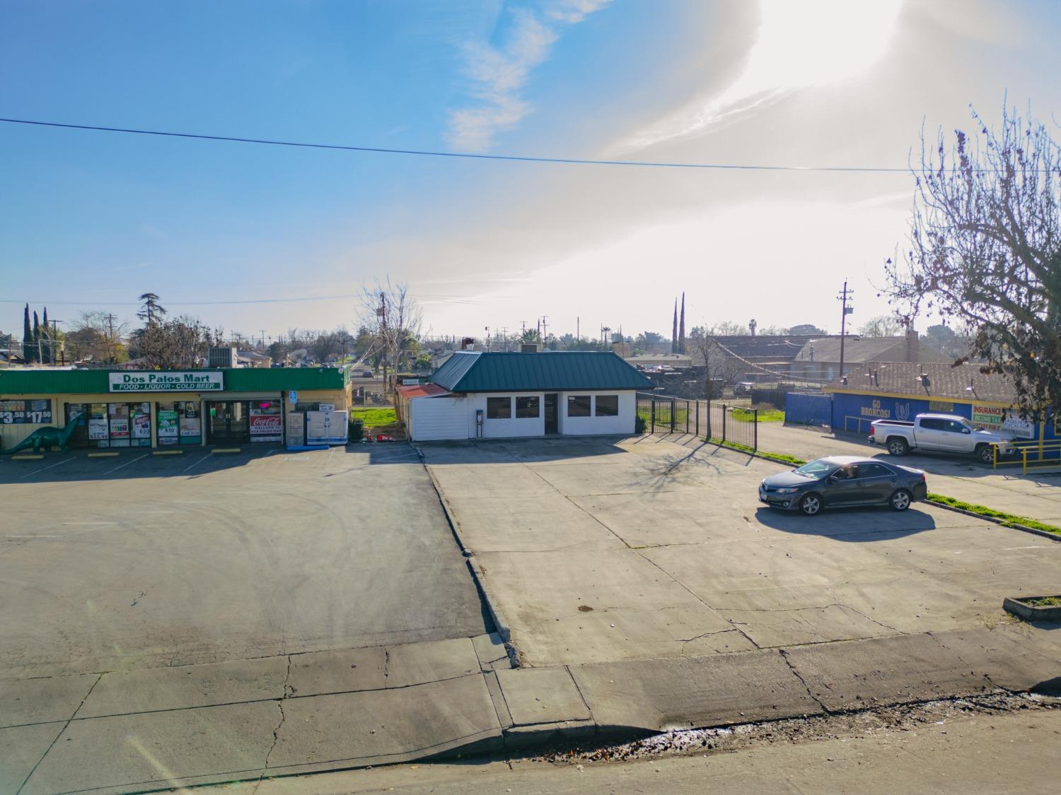 2317 Blossom St, Dos Palos, CA 93620