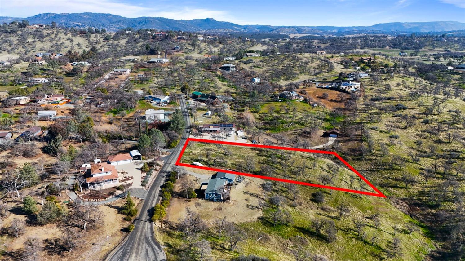 13651 Barro Ct, La Grange, CA 95329