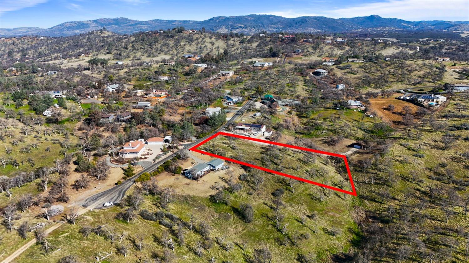 13651 Barro Ct, La Grange, CA 95329