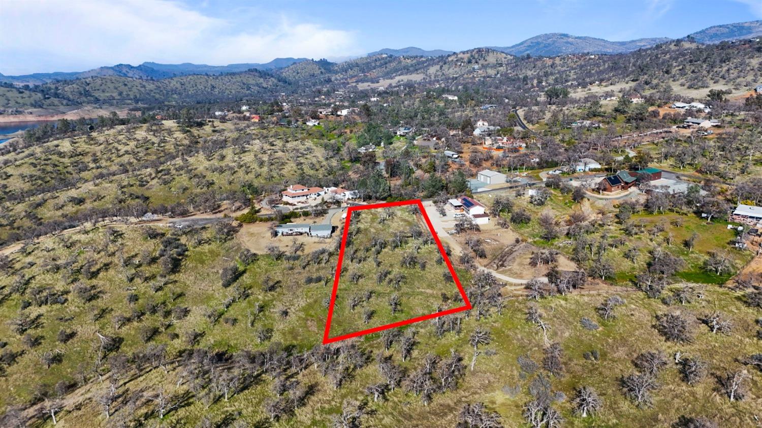 13651 Barro Ct, La Grange, CA 95329