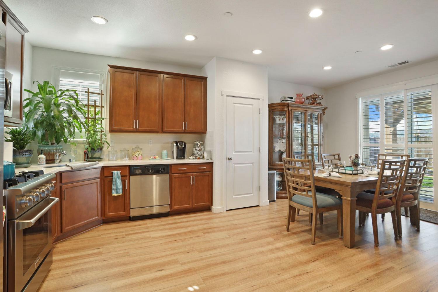 346 Copper Crest Dr, Copperopolis, CA 95228