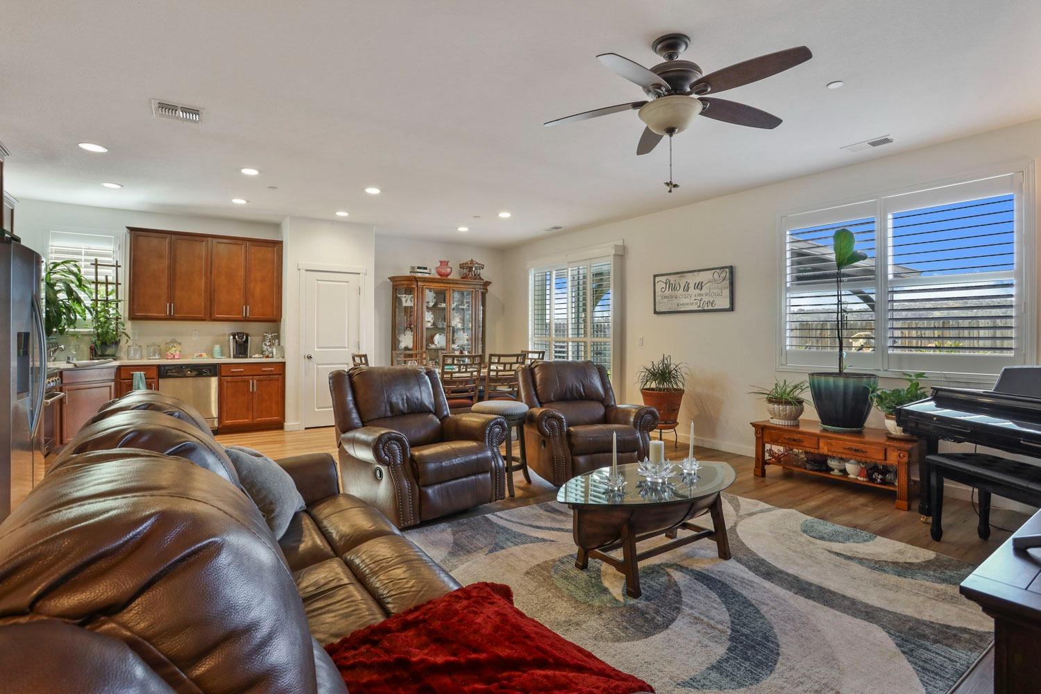 346 Copper Crest Dr, Copperopolis, CA 95228