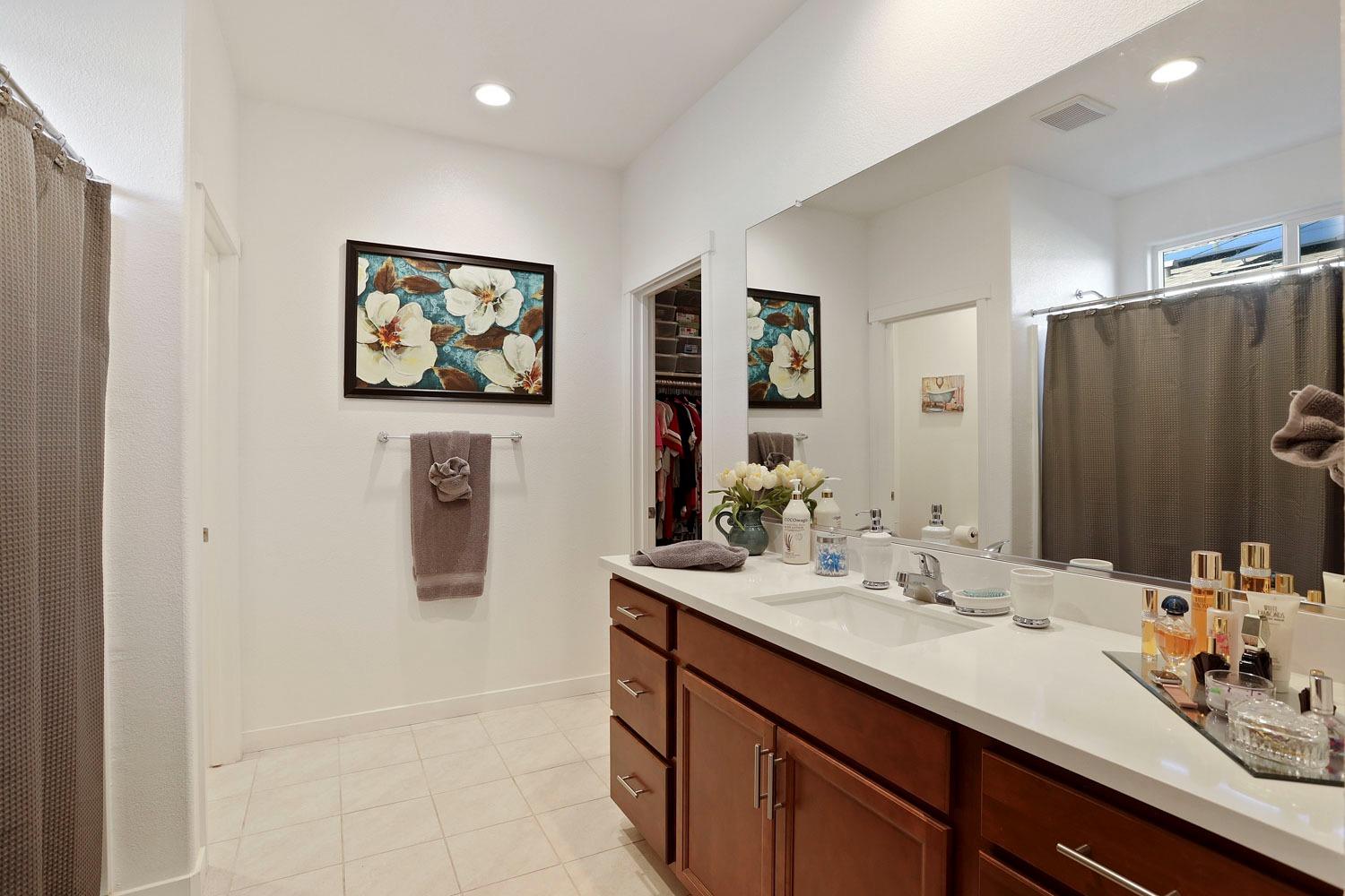 346 Copper Crest Dr, Copperopolis, CA 95228