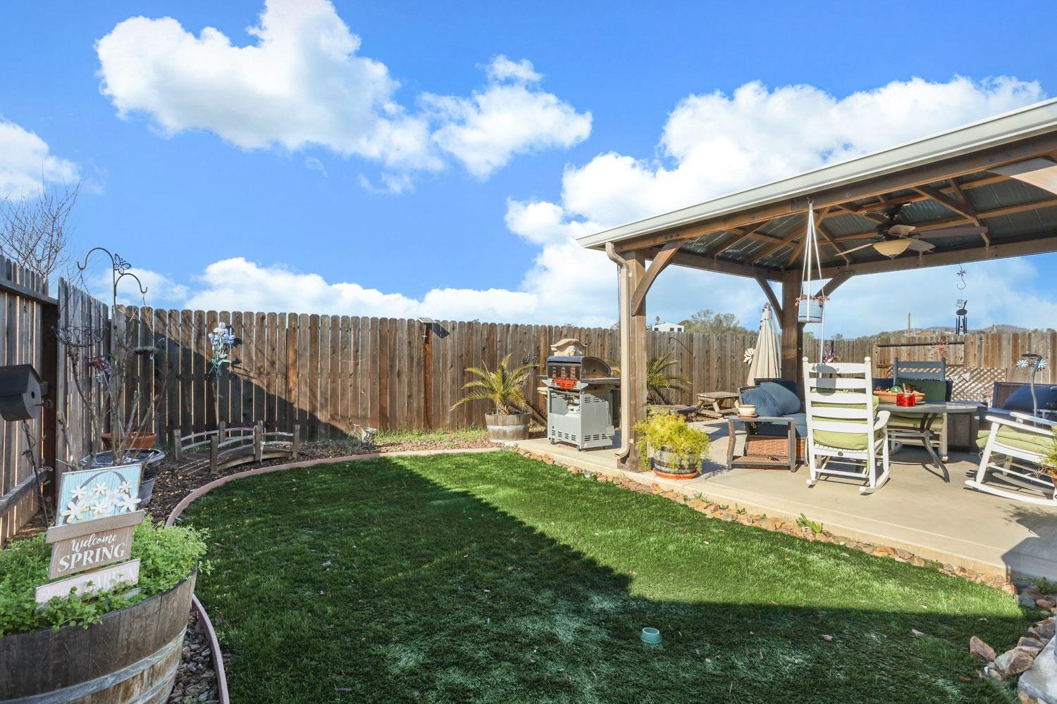 346 Copper Crest Dr, Copperopolis, CA 95228