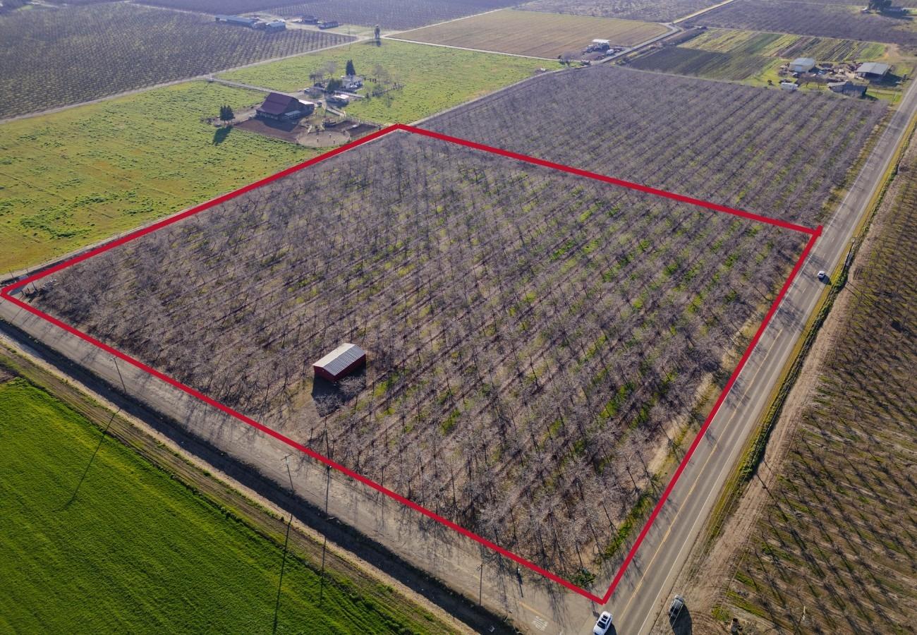 37 Whealan Rd, Le Grand, CA 95333