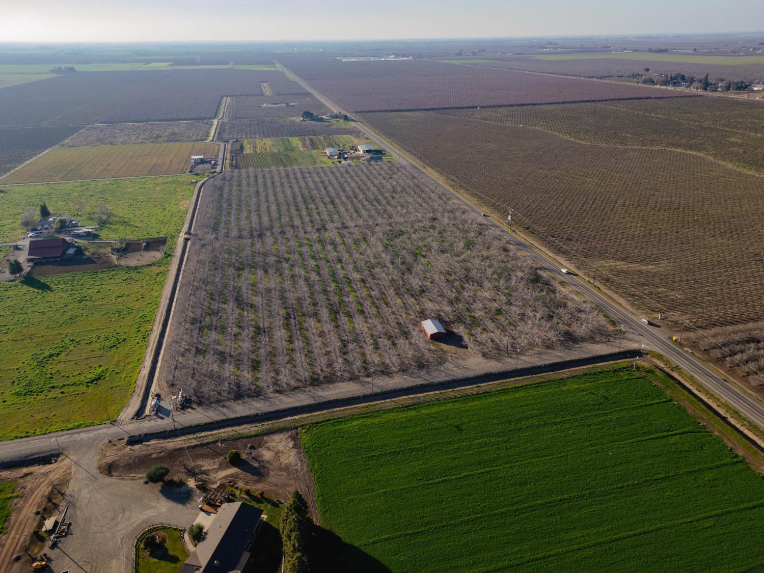 37 Whealan Rd, Le Grand, CA 95333