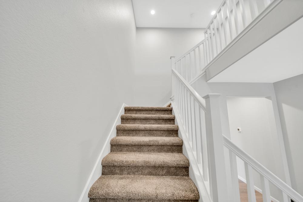 20300 Panoz Rd, Patterson, CA 95363