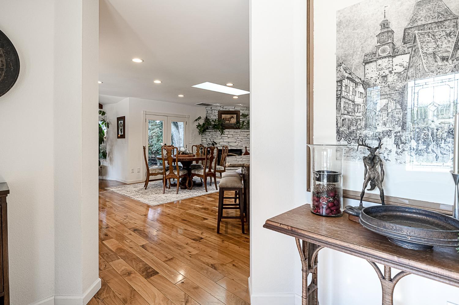 6613 Woodland Ave, Modesto, CA 95358