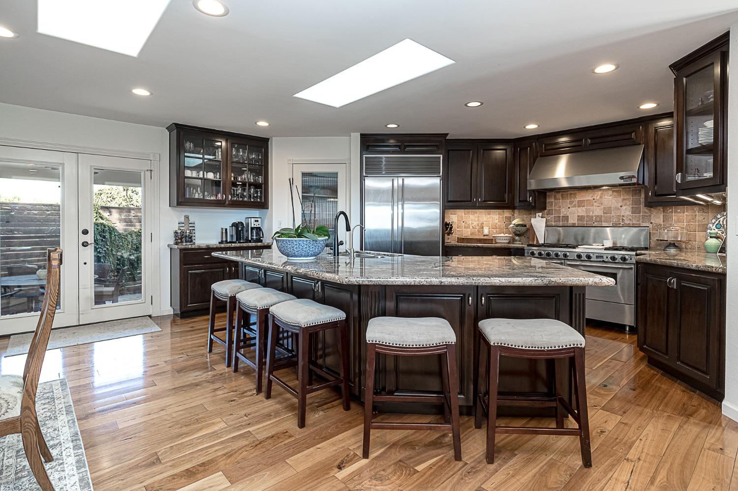 6613 Woodland Ave, Modesto, CA 95358