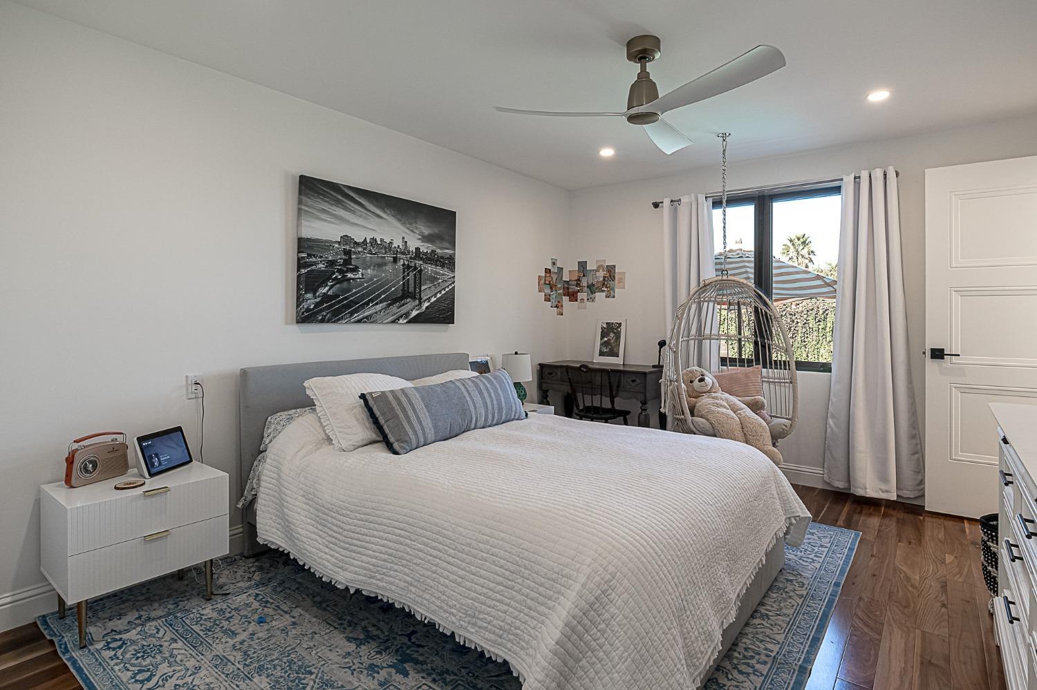 6613 Woodland Ave, Modesto, CA 95358