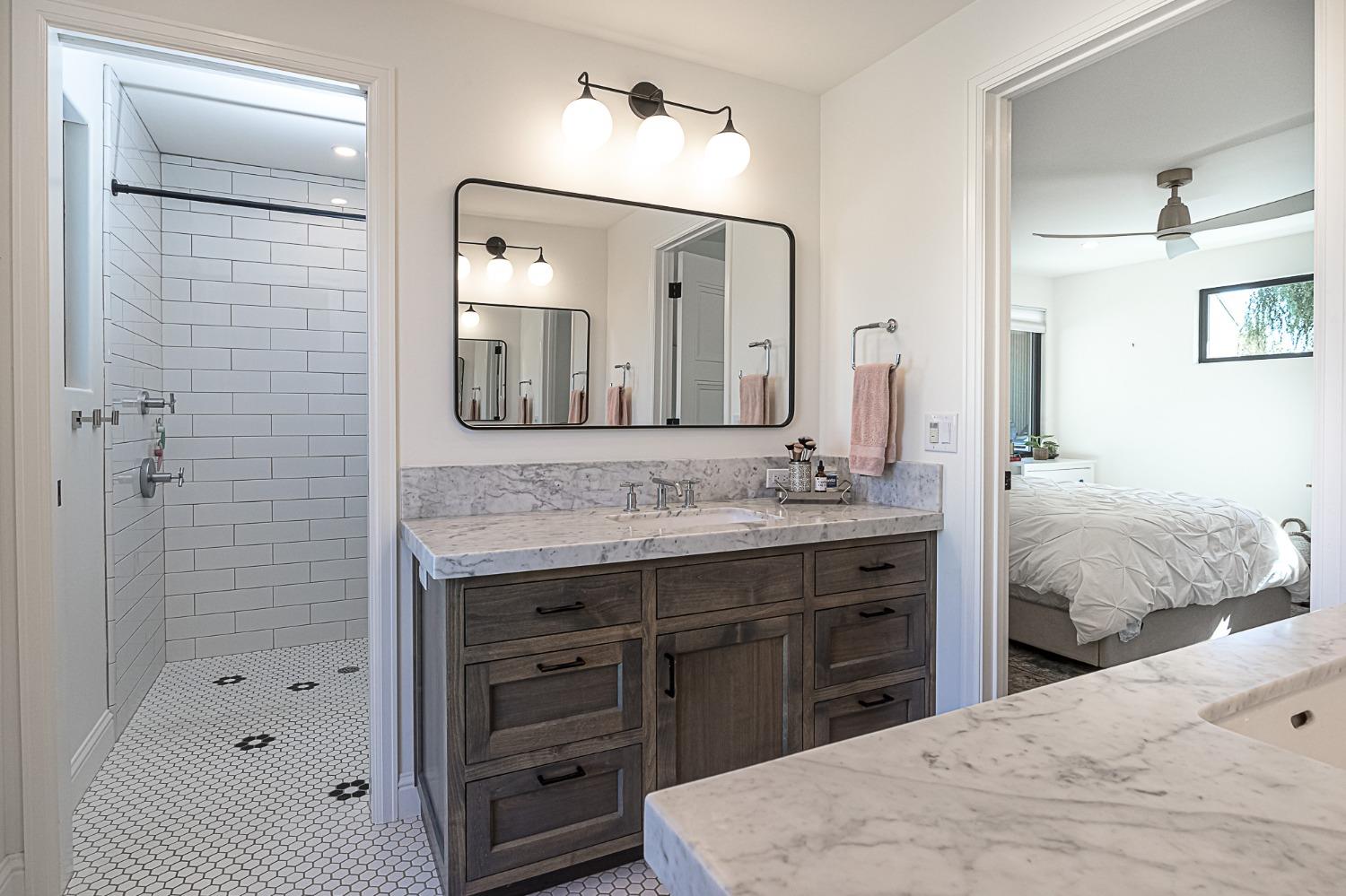 6613 Woodland Ave, Modesto, CA 95358