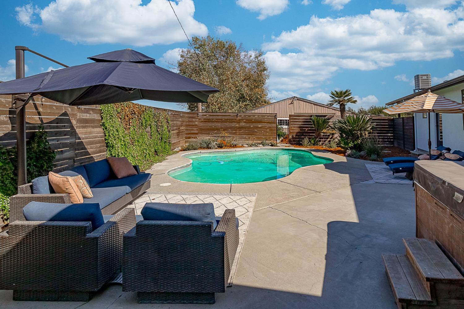 6613 Woodland Ave, Modesto, CA 95358