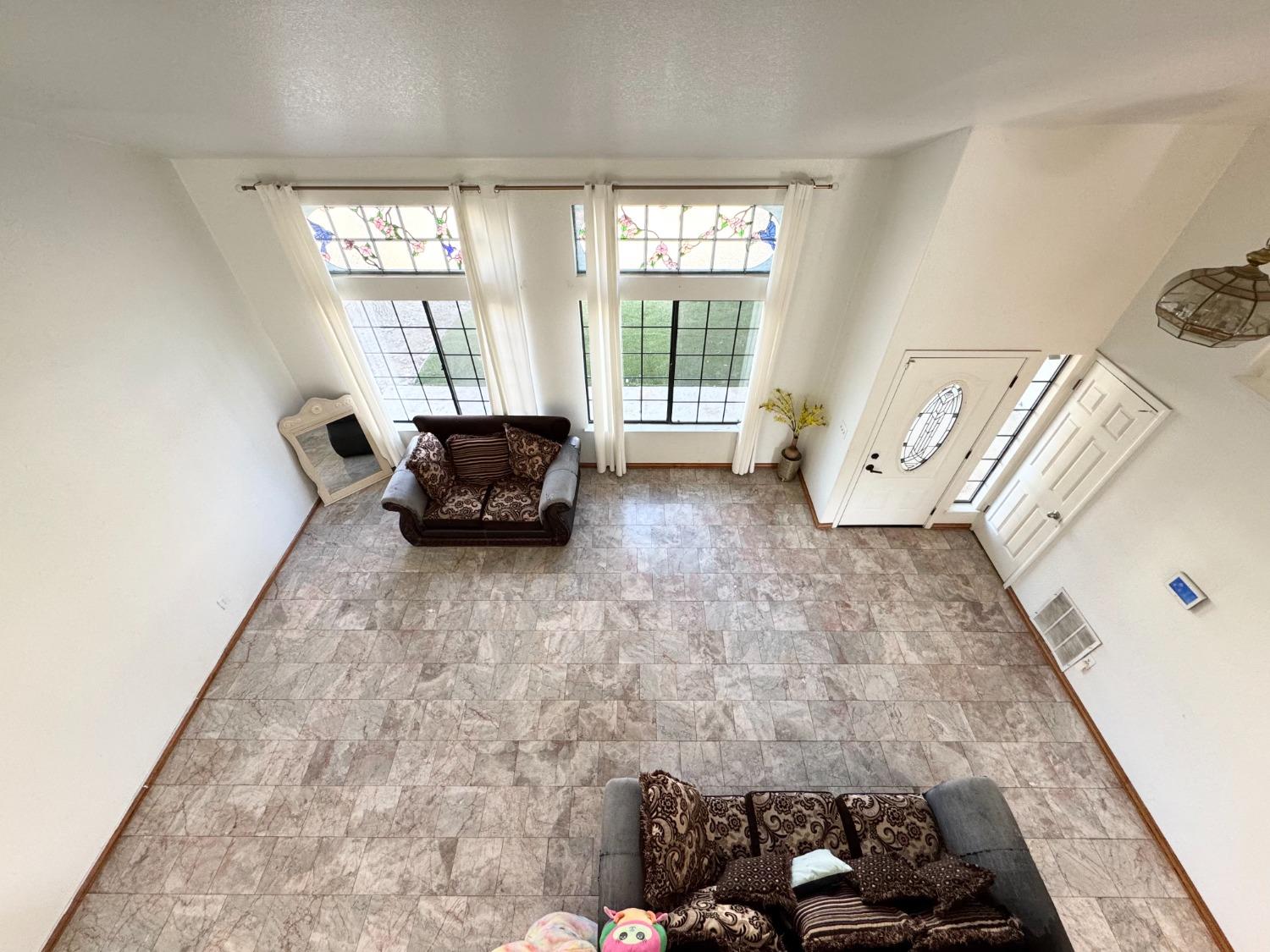 708 Bonneau Ct, Patterson, CA 95363