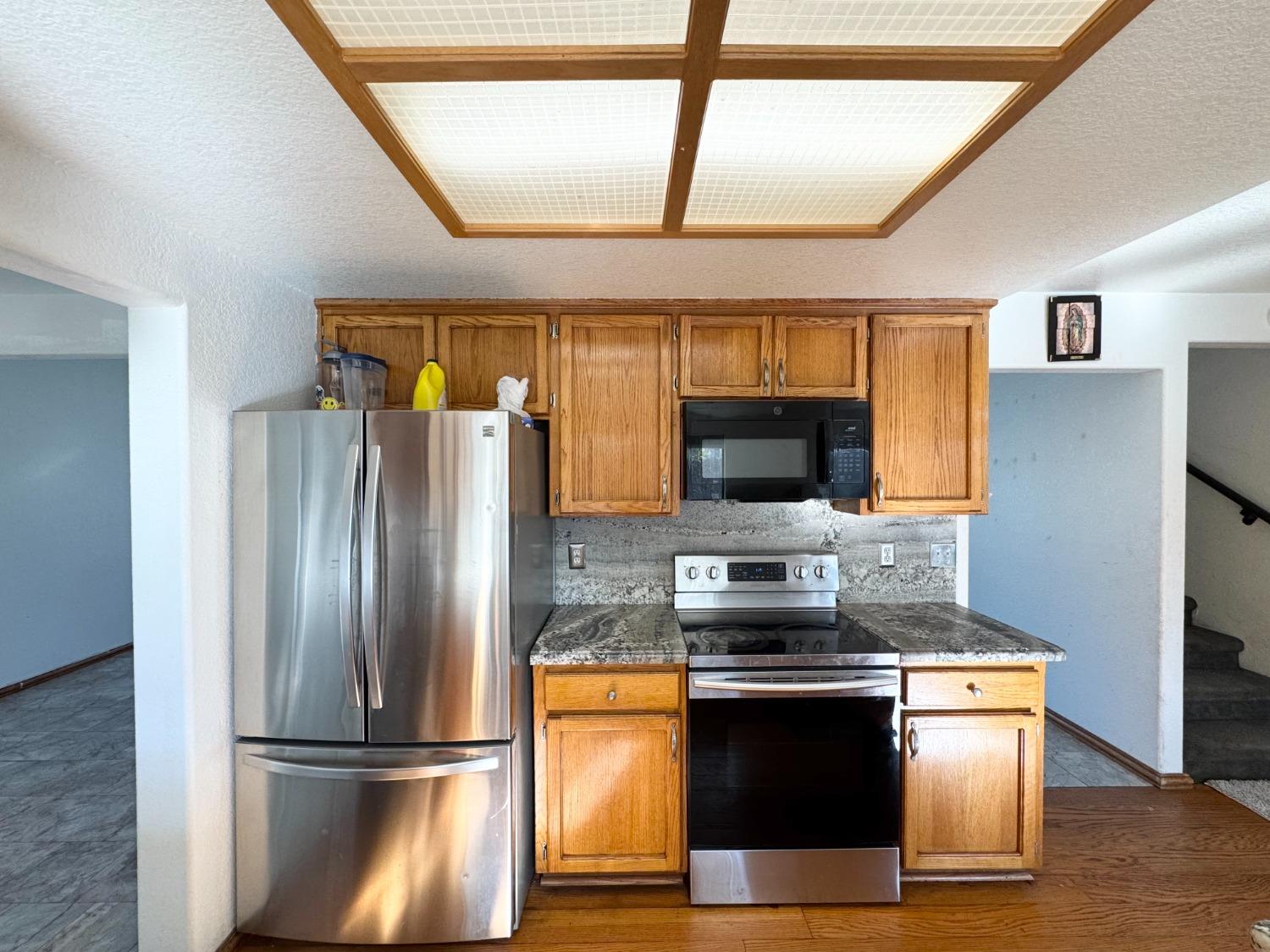 708 Bonneau Ct, Patterson, CA 95363