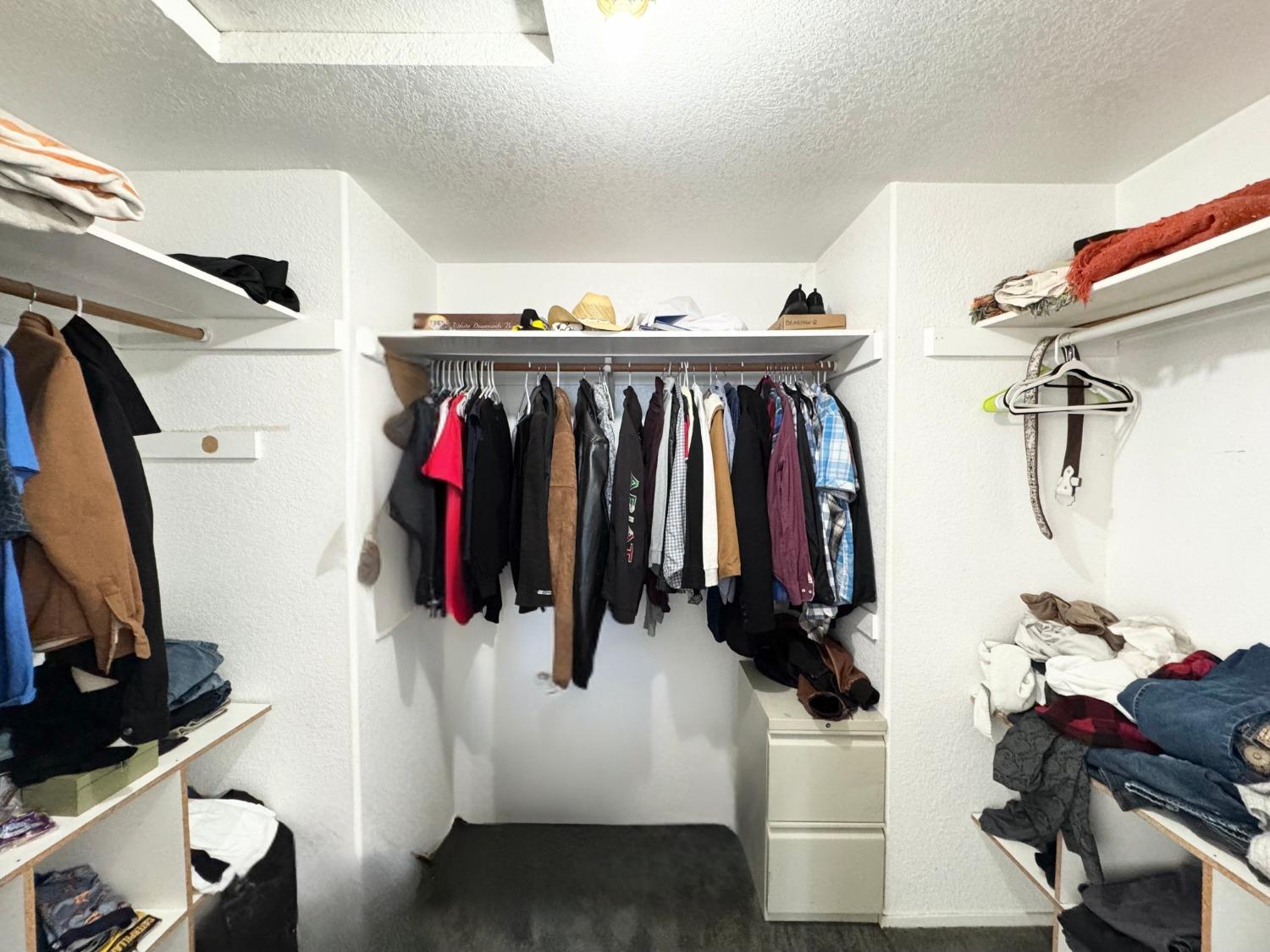 708 Bonneau Ct, Patterson, CA 95363