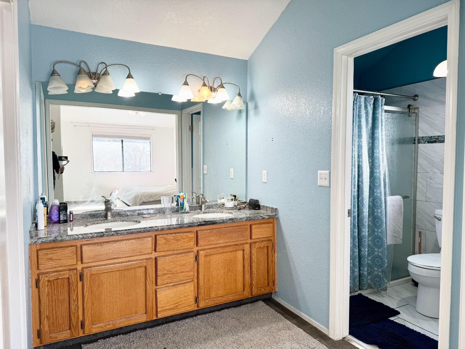 708 Bonneau Ct, Patterson, CA 95363