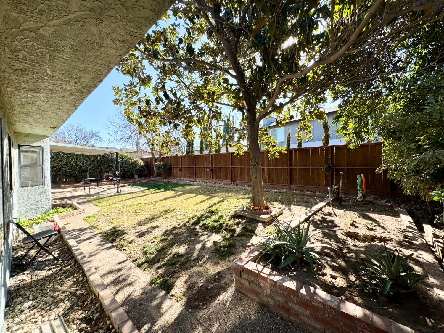 708 Bonneau Ct, Patterson, CA 95363