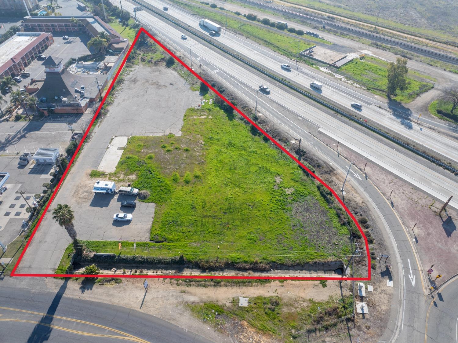 1800 E Childs Ave, Merced, CA 95341