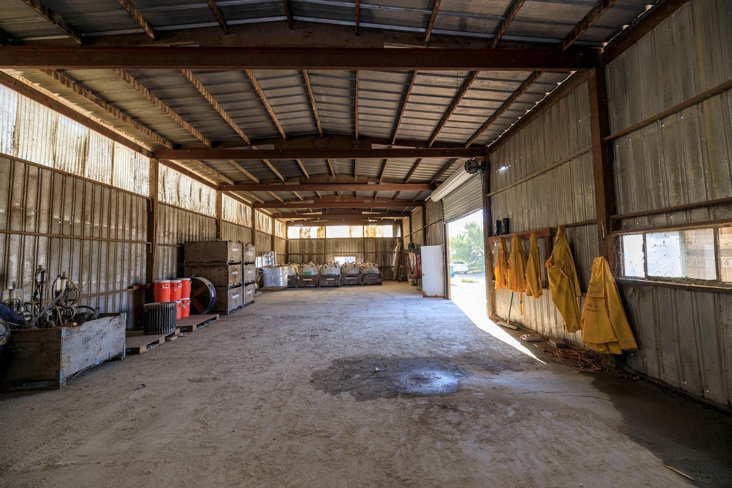 15490 Atwater Jordan Rd, Livingston, CA 95334