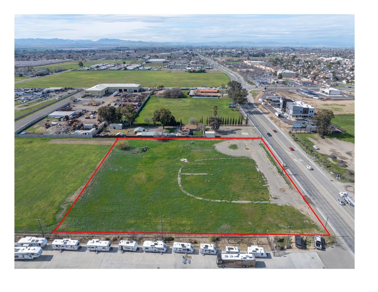 2527 E Pacheco Blvd, Los Banos, CA 95322