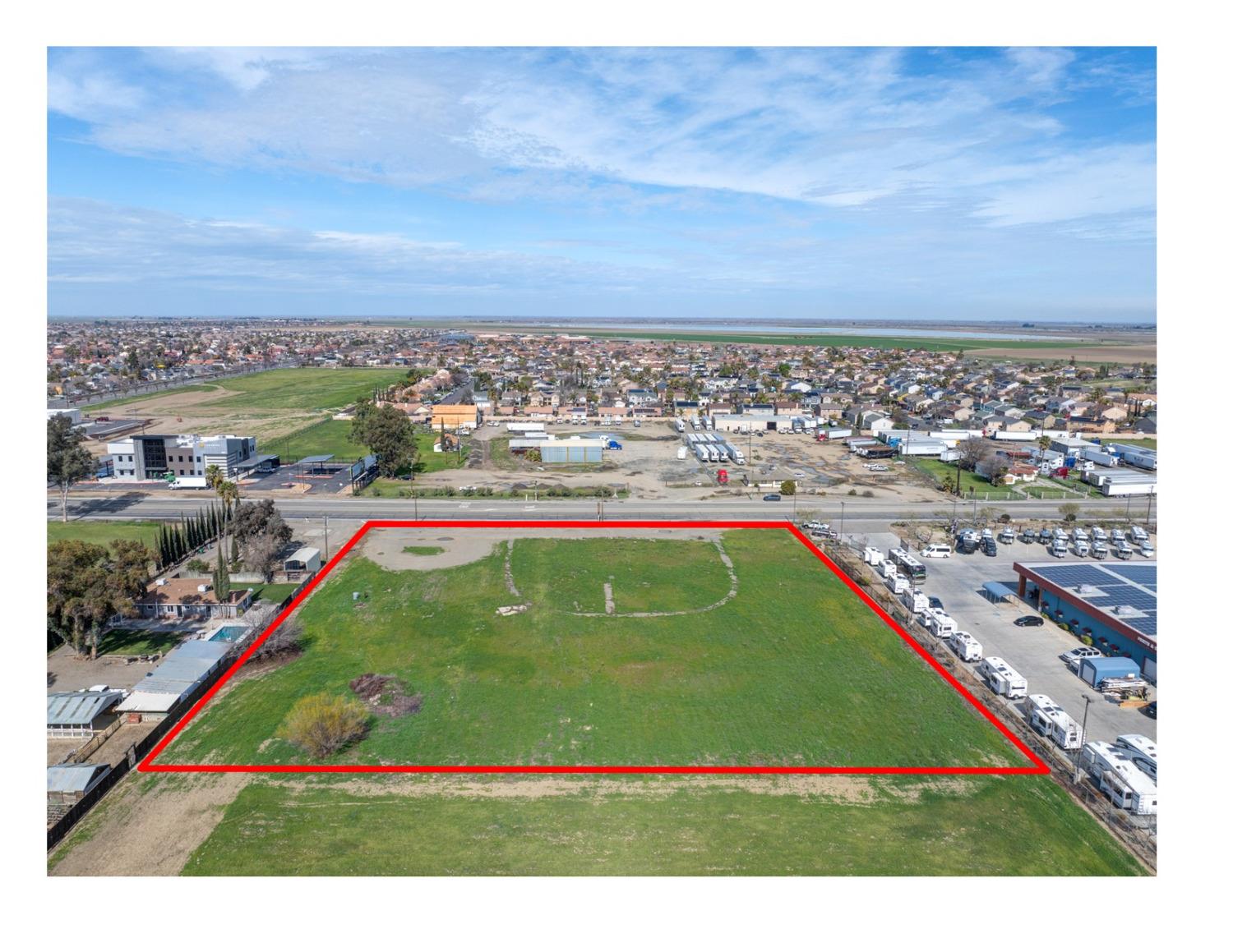 2527 E Pacheco Blvd, Los Banos, CA 95322