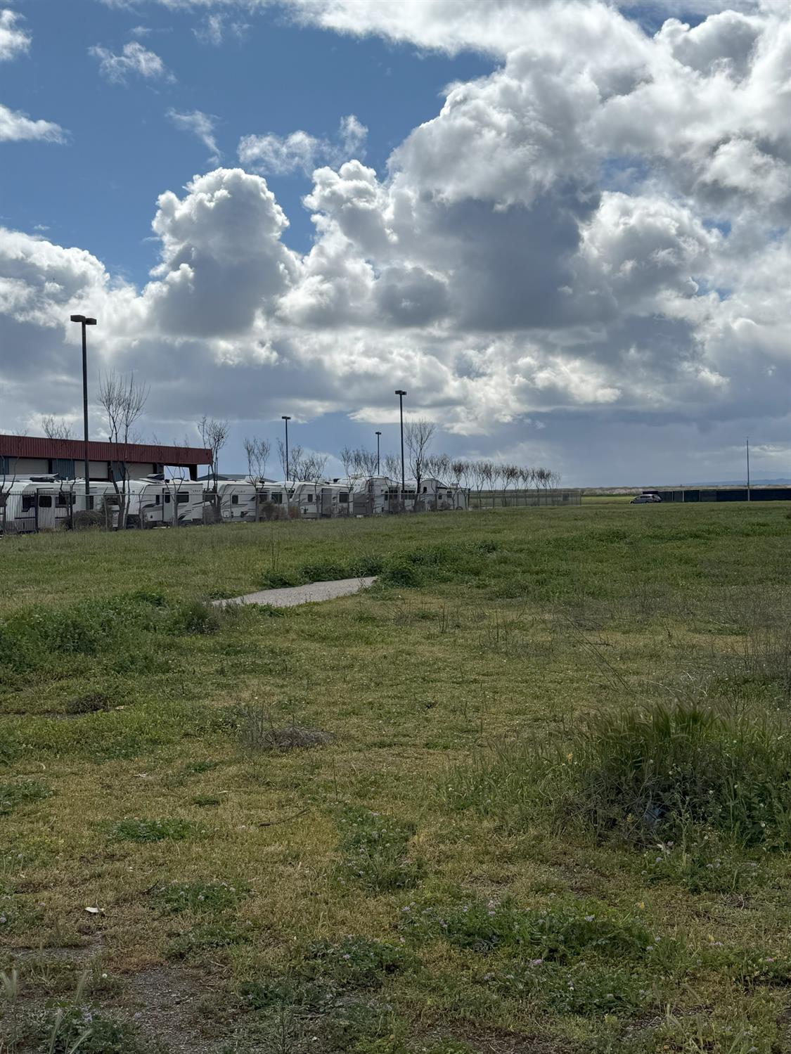 2527 E Pacheco Blvd, Los Banos, CA 95322