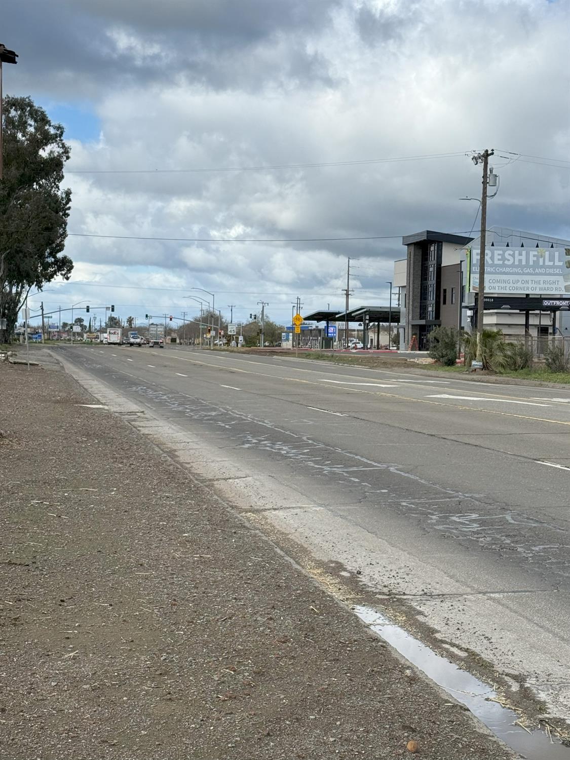 2527 E Pacheco Blvd, Los Banos, CA 95322