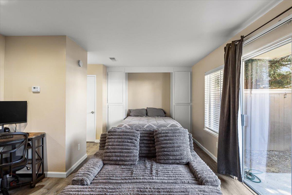 3701 Colonial Dr #23, Modesto, CA 95356