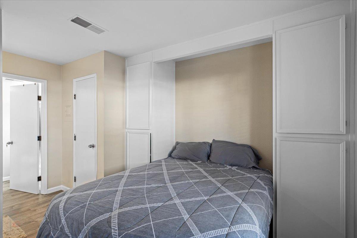 3701 Colonial Dr #23, Modesto, CA 95356